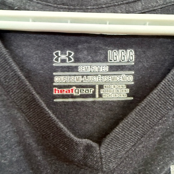 Under Armour Charcoal V-Neck Tee - Picture 3 of 3